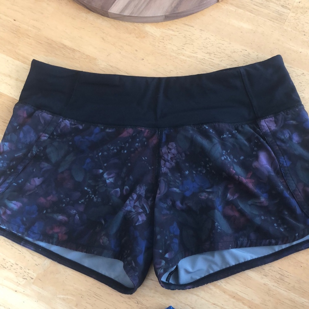 Lululemon speed up 4” size 6